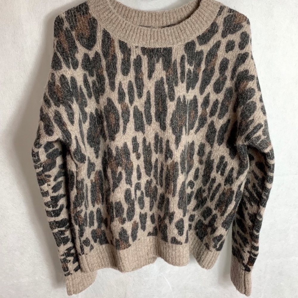 - Rails Lana Leopard Print Sweater Size Small - image 3
